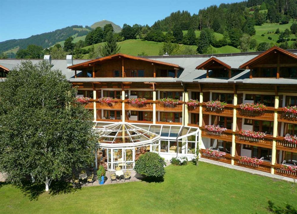 Alpenhof Brixen Otel Brixen im Thale Dış mekan fotoğraf
