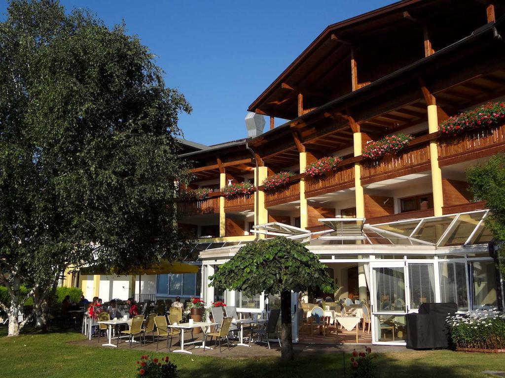 Alpenhof Brixen Otel Brixen im Thale Dış mekan fotoğraf
